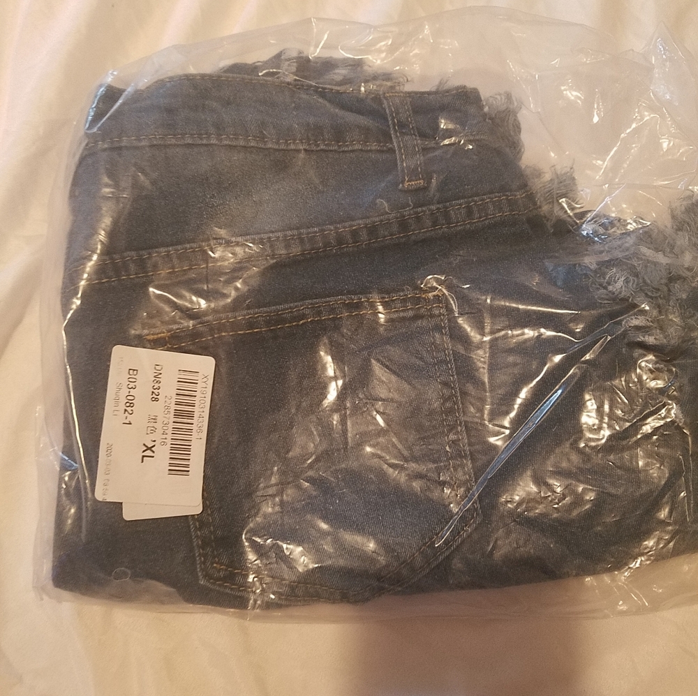 Women size XL carwash shorts